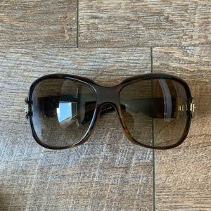 Gucci Tortoise Brown Gold Buckle Sunglasses Model 2591/S
